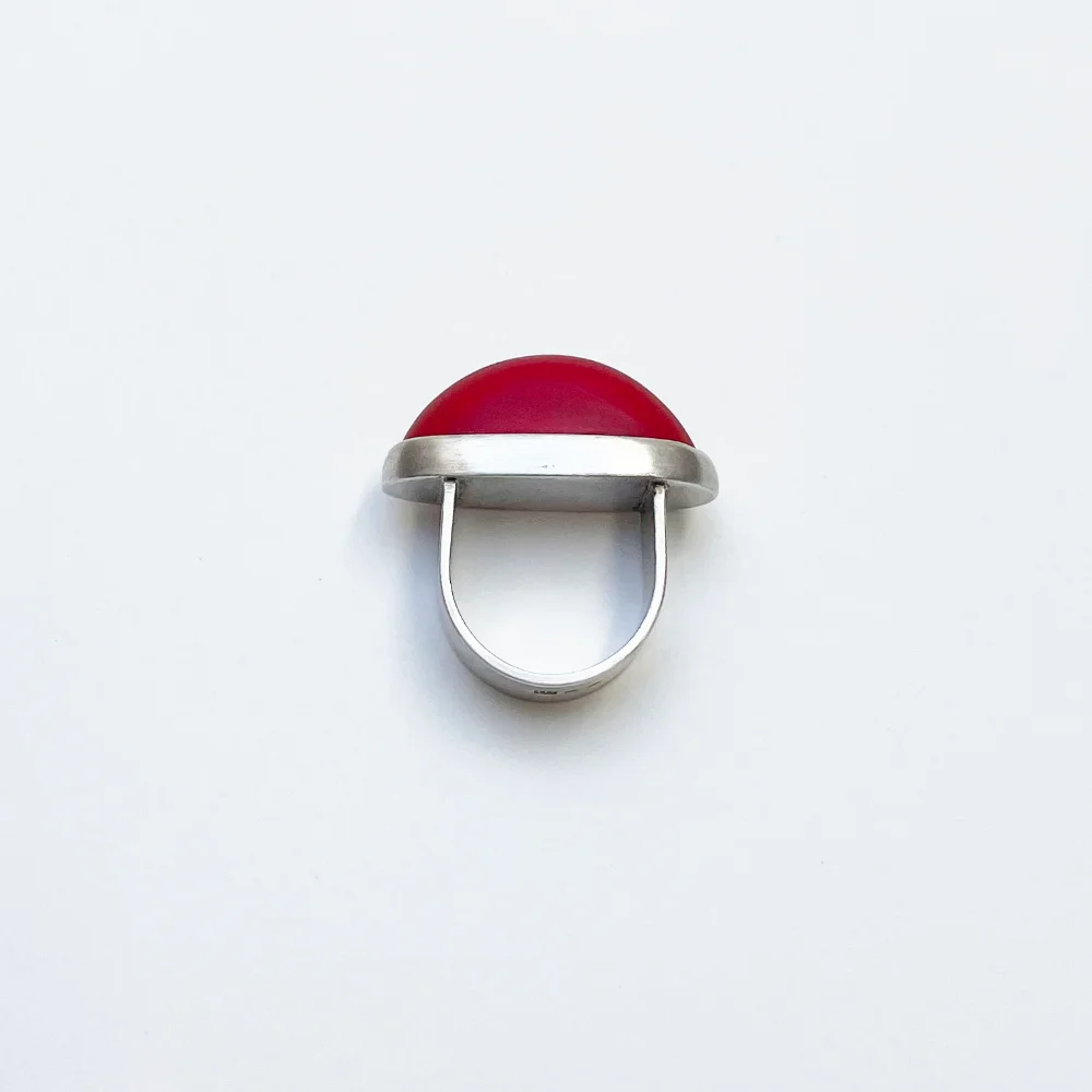 EM_25_minimal_03-2